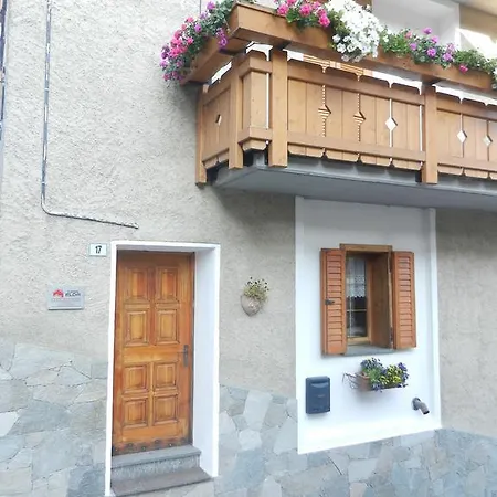 Apartment Casa Elda Isolaccia